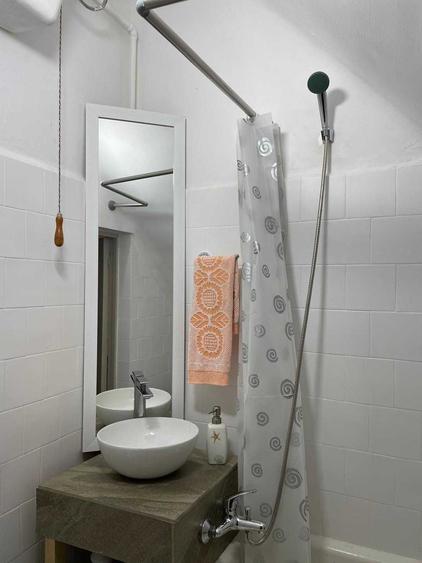 Apartament cu 2 camere semidecomandat în Andrei Mureșanu