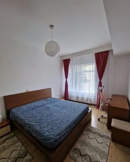 Apartament cu 2 camere semidecomandat, mobilat în P-ța Alba Iulia