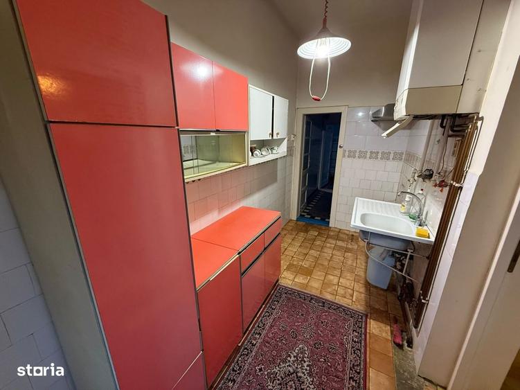 Casă cu 3 camere cu Teren 505 Mp în Central