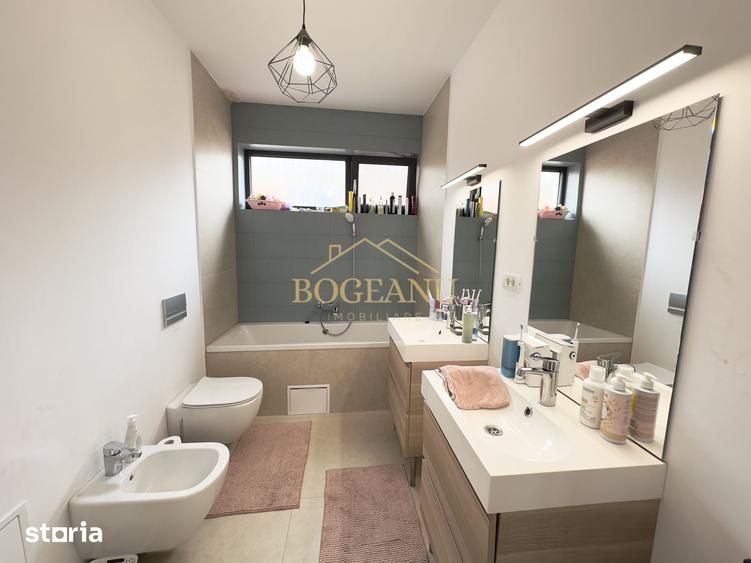 Casă cu 6 camere cu Teren 580 Mp în Ciarda Roșie