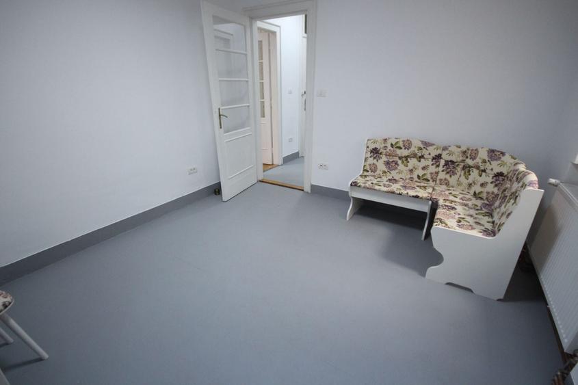 Apartament cu 3 camere decomandat în Take Ionescu