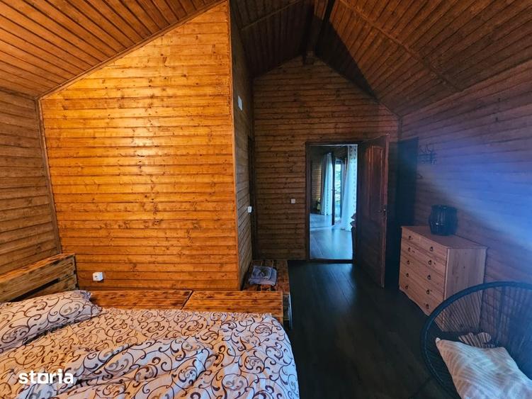 Casă cu 3 camere cu Teren 2500 Mp în Arefu