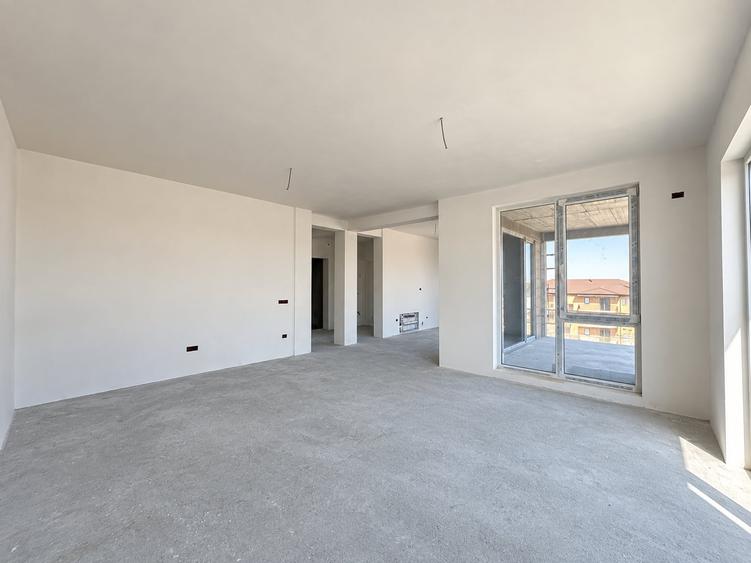 Penthouse cu 3 camere decomandat în Giroc