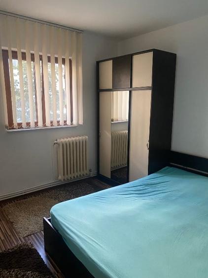 Apartament cu 2 camere semidecomandat în Dacia