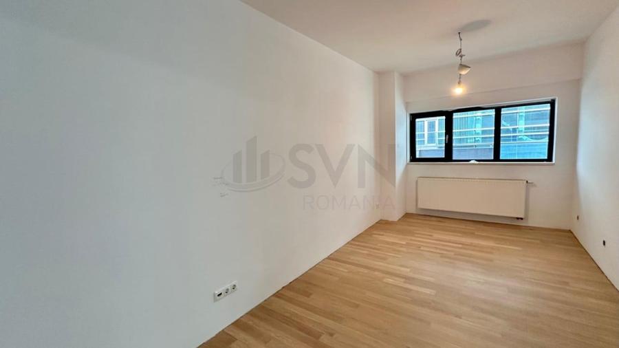 Apartament cu 3 camere decomandat în Barbu Văcărescu