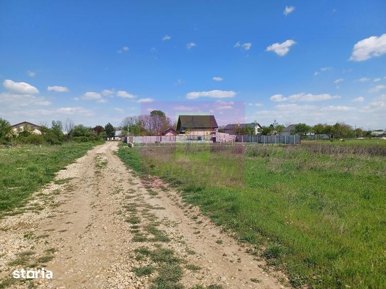 Teren de 520 mp, în Săbăreni