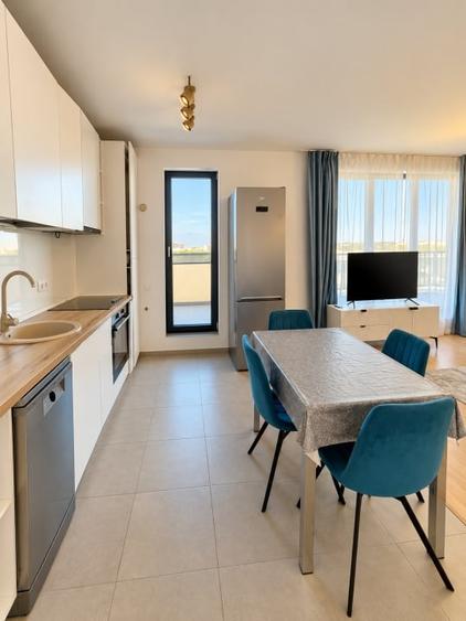 Apartament cu 3 camere decomandat, mobilat în Pipera