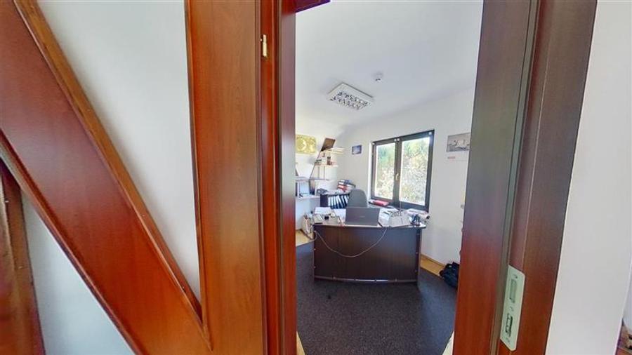 Nivel in casa, recomandat si activitati birou,  Central, Brasov - 33