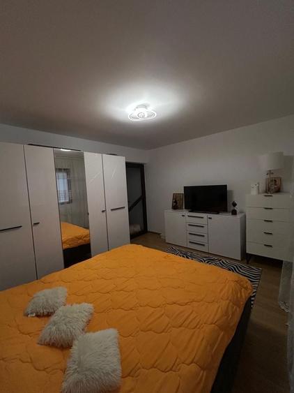 Casă cu 4 camere în Galați