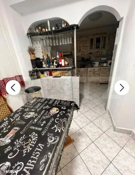 Apartament cu 4 camere decomandat în Central
