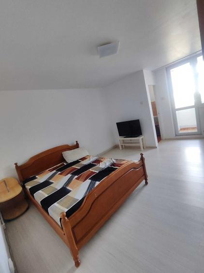 Apartament cu 2 camere decomandat în Tătărași