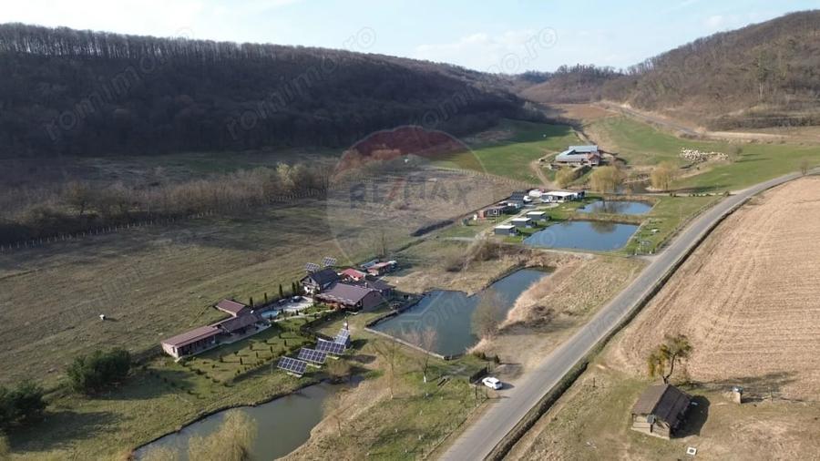 Teren de 7000 mp, în Hoghilag