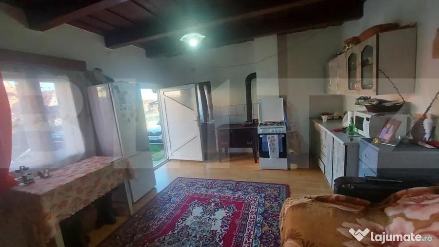 Casă cu 2 camere cu Teren 550 Mp în Telechia
