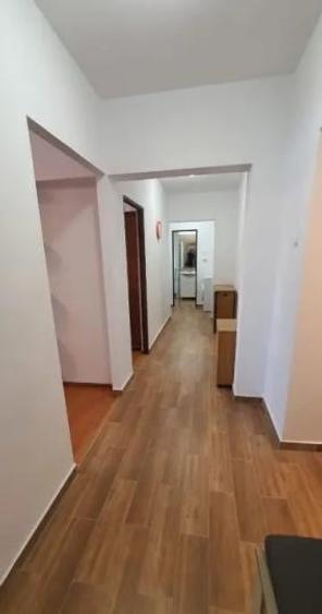 Doamna Ghica  3 Camere  Decomandat  Metrou - 7