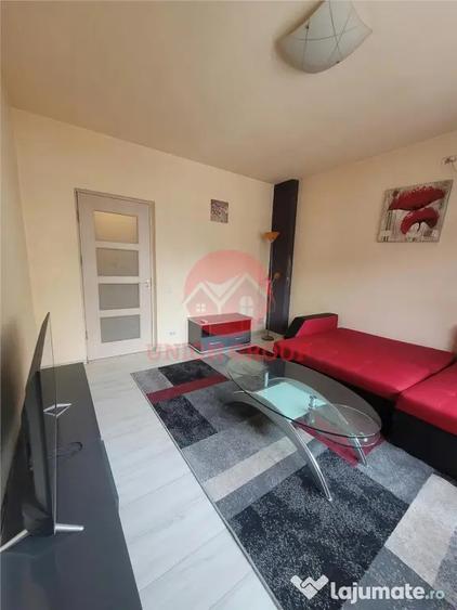 Apartament cu 2 camere decomandat, mobilat în Tomis Mall