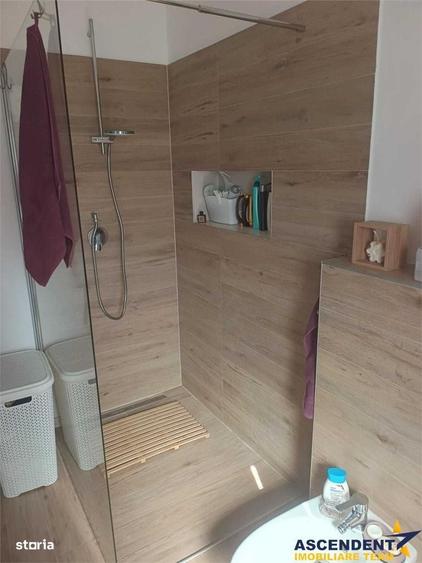 Casă cu 4 camere cu Canalizare în Bartolomeu