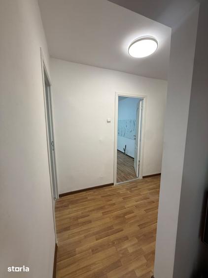 Apartament cu 2 camere decomandat în Republicii