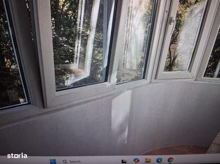 Garsonieră decomandată în Tei