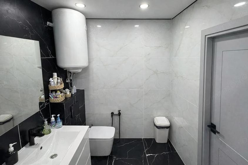 Apartament cu 2 camere decomandat în Eroii Revoluției