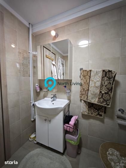Casă cu 5 camere cu Canalizare în Central