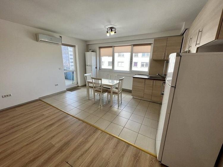 Apartament cu 3 camere decomandat în Gării