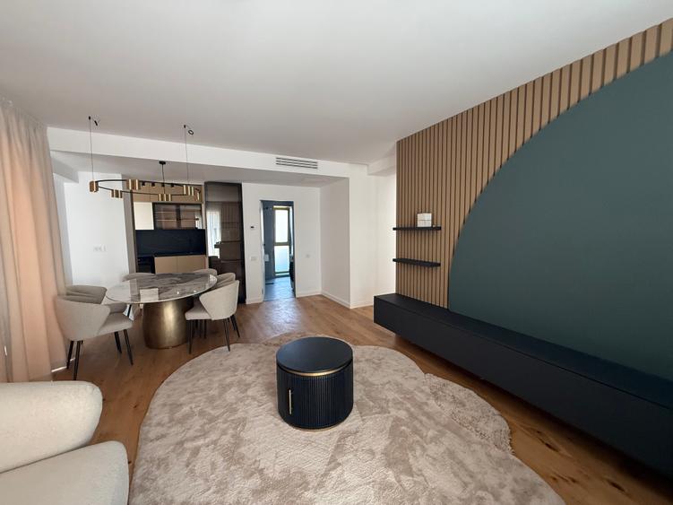 Apartament cu 3 camere decomandat în Unirii