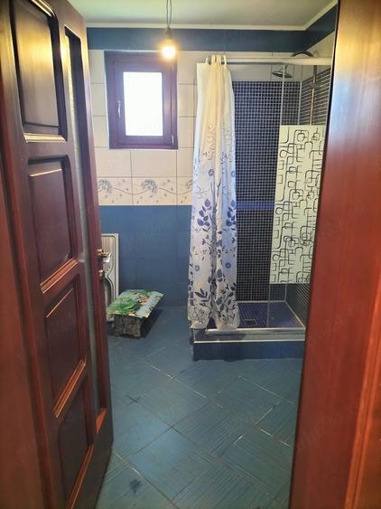 Casă cu Teren 1300 Mp în Dezmir