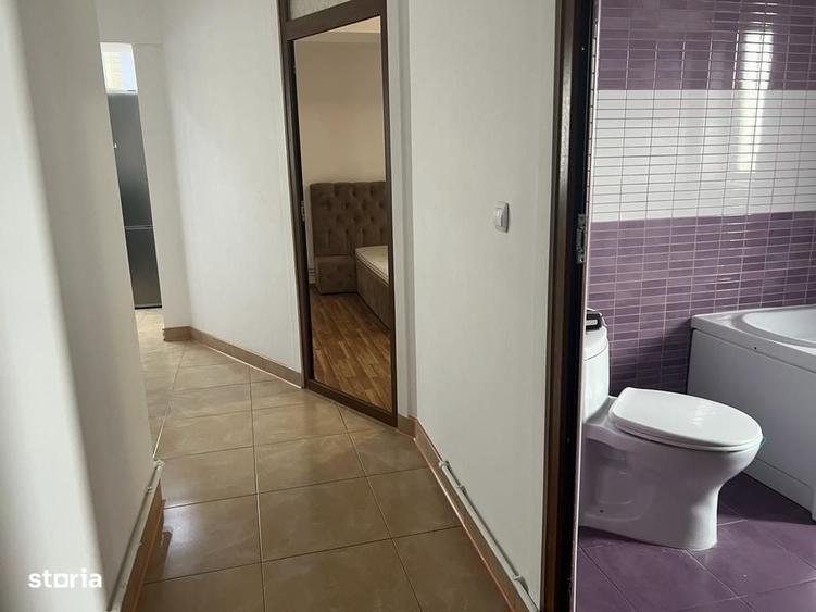 Apartament cu 3 camere în Micro 3