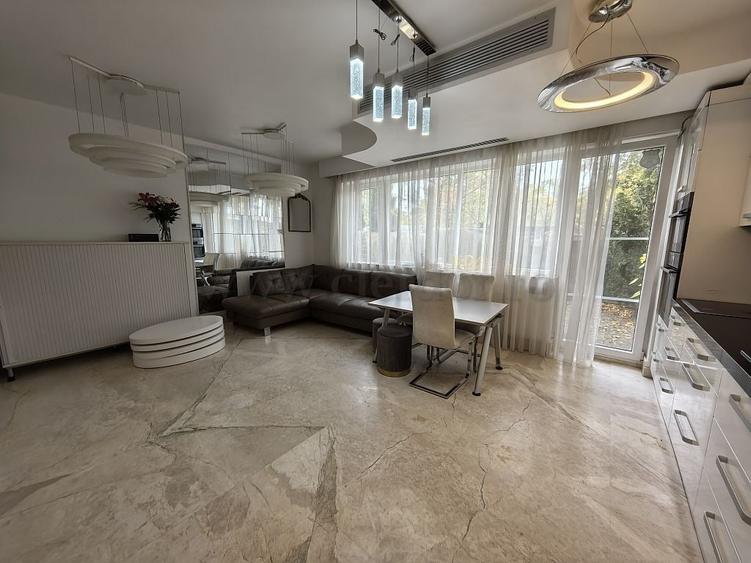 Casă individuală cu 3 camere cu Piscina în Pipera