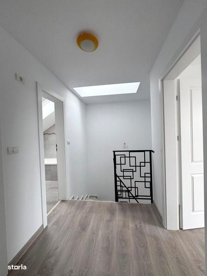 Casă cu 4 camere decomandat cu Teren 250 Mp în Vladimirescu