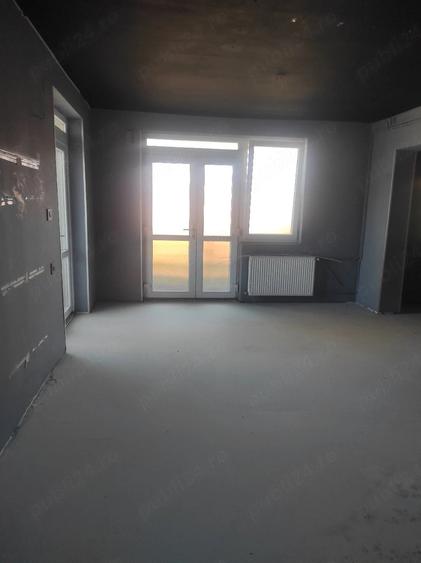 Spațiu comercial, de 500 mp, în Cetate