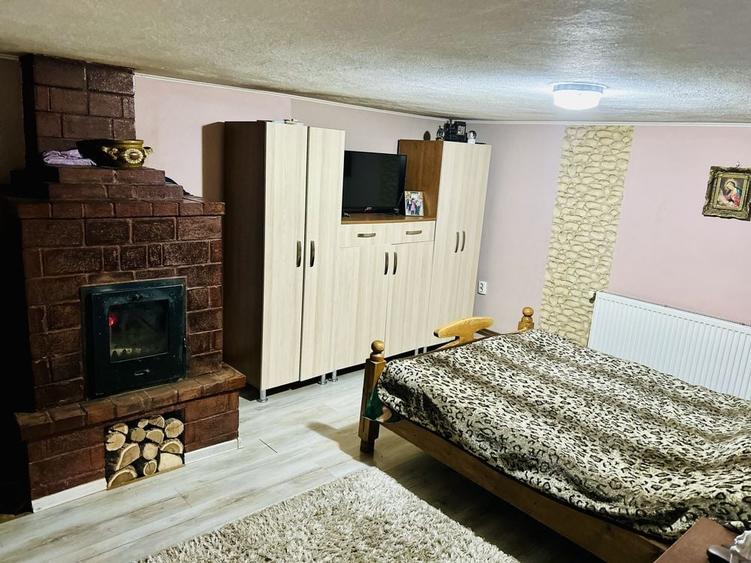 Casă cu 3 camere în Central