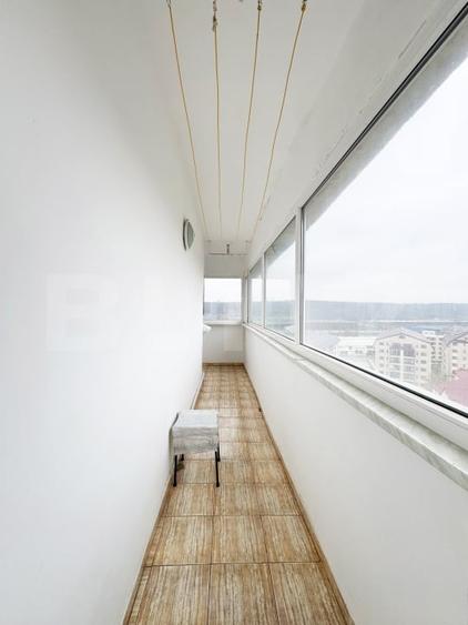 Penthouse cu 4 camere decomandat, mobilat în Cug