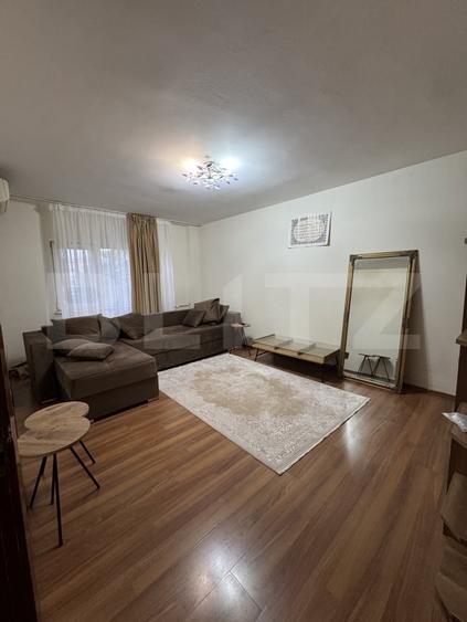 Apartament decomandat, 4 camere 85 mp, zona Rovine - 1