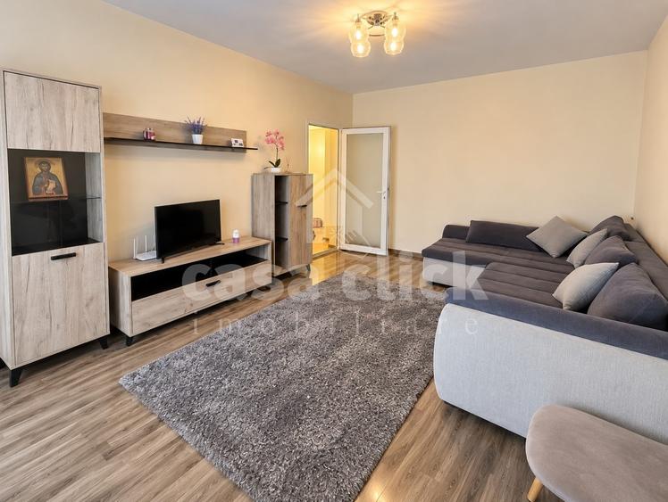 Apartament cu 2 camere decomandat în Mazepa 2