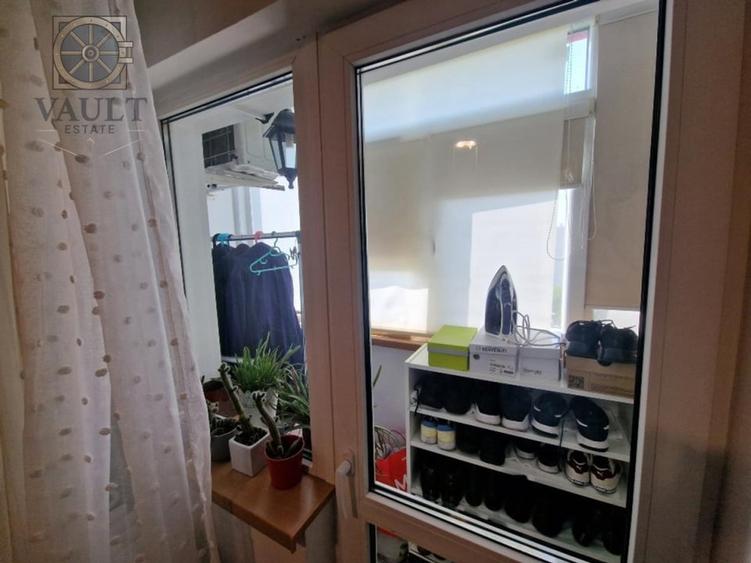 Apartament cu 4 camere semidecomandat, mobilat în Brâncoveanu