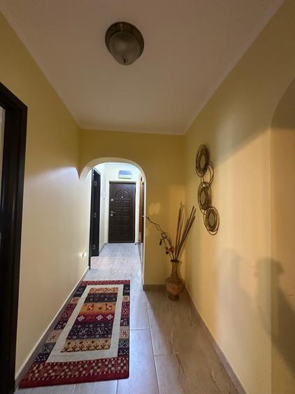 Apartament cu 4 camere decomandat în Gară