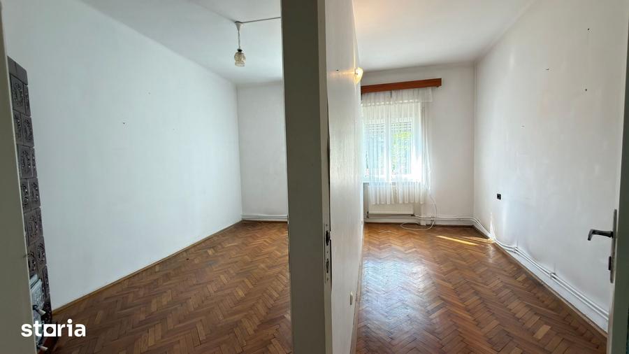 Spațiu comercial, de 342 mp, în Central
