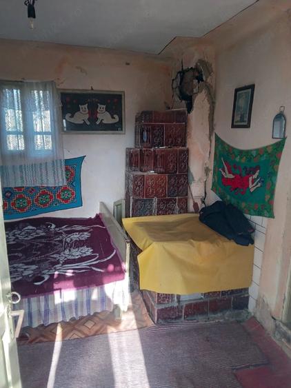 Casă cu Teren 1500 Mp în Călui