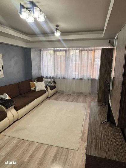 Apartament cu 2 camere decomandat în Sud