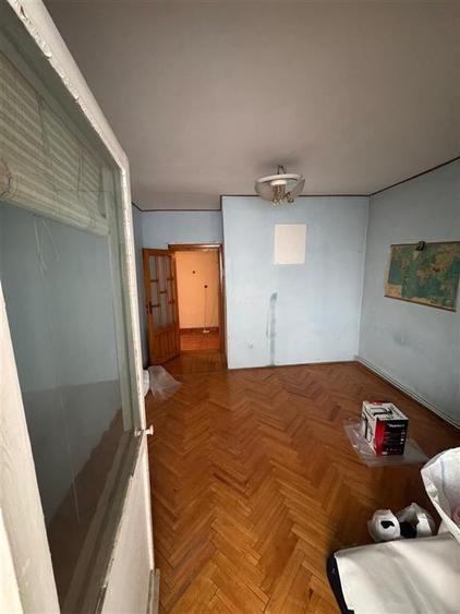 3 camere, decomandat, 83 mp, etaj intermediar in bloc cu lift, Tineretului - 4