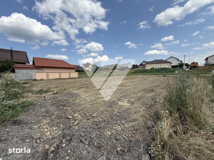 Teren 649 mp, front 24m, autorizatie constructie si utiliati Sura Mare - 1
