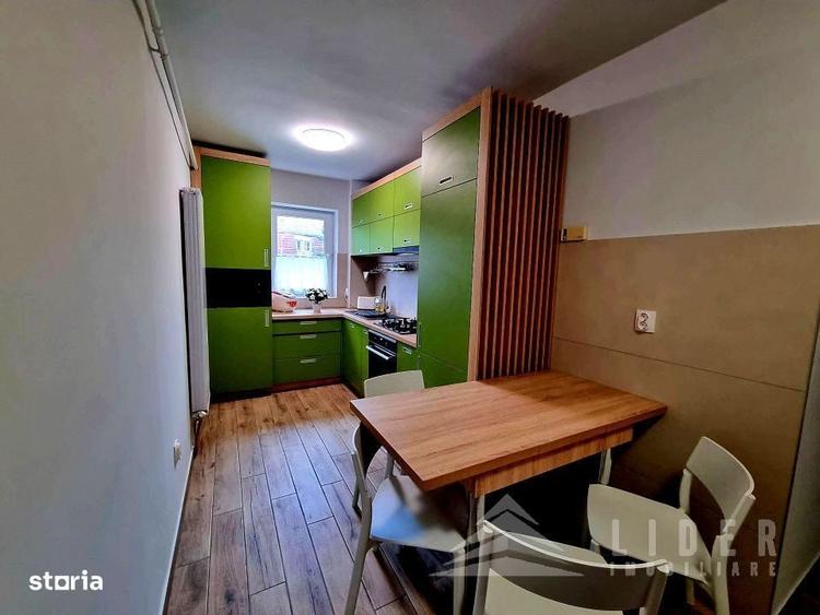 Apartament cu 3 camere decomandat în Gruia