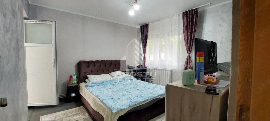Apartament cu 3 camere semidecomandat, mobilat în Micro 4