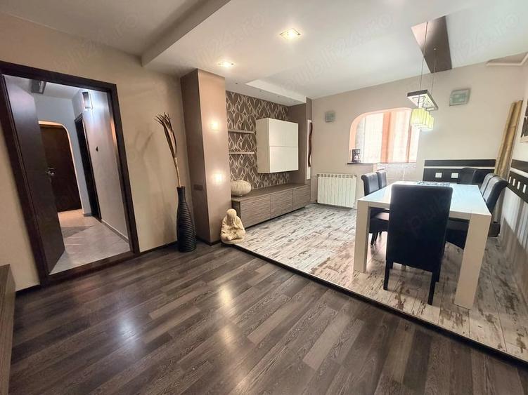 Apartament cu 3 camere decomandat în Soarelui