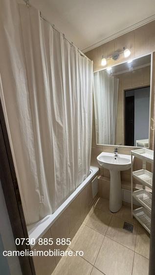 Apartament cu 3 camere semidecomandat în Mărășești