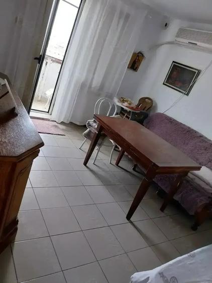 Apartament cu 2 camere decomandat în Lacul Tei