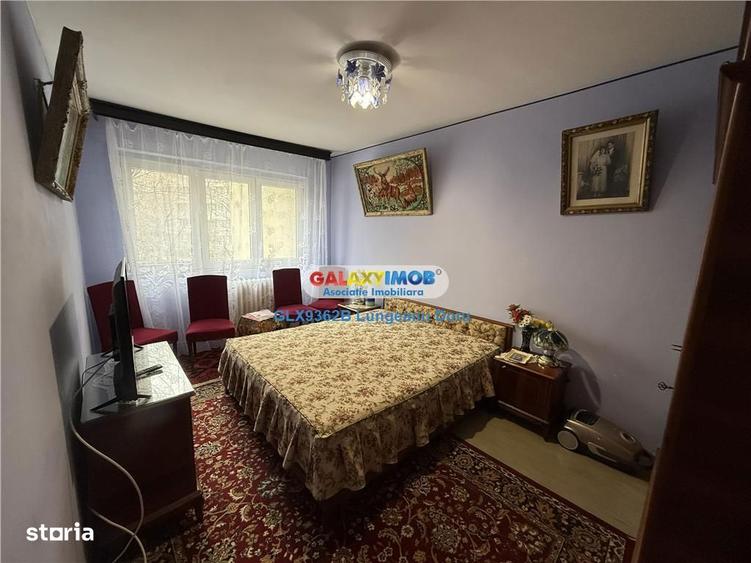 Apartament cu 4 camere semidecomandat, mobilat în Berceni