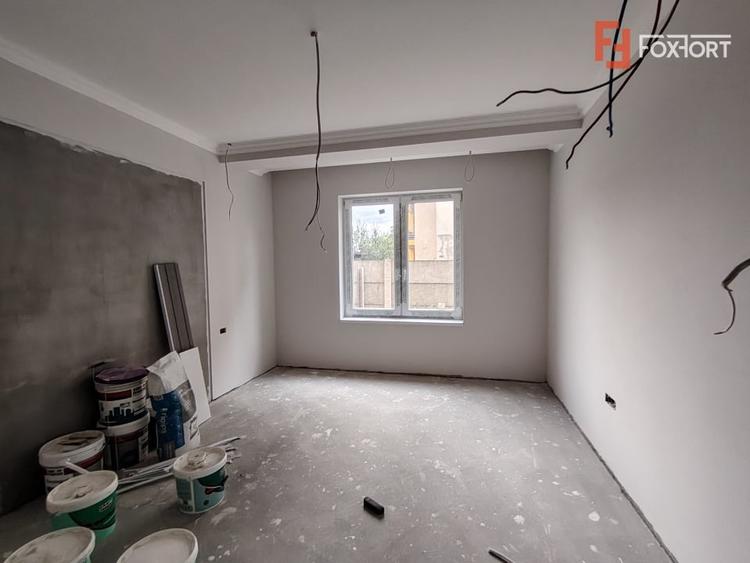 Apartament cu 2 camere decomandat în Giroc
