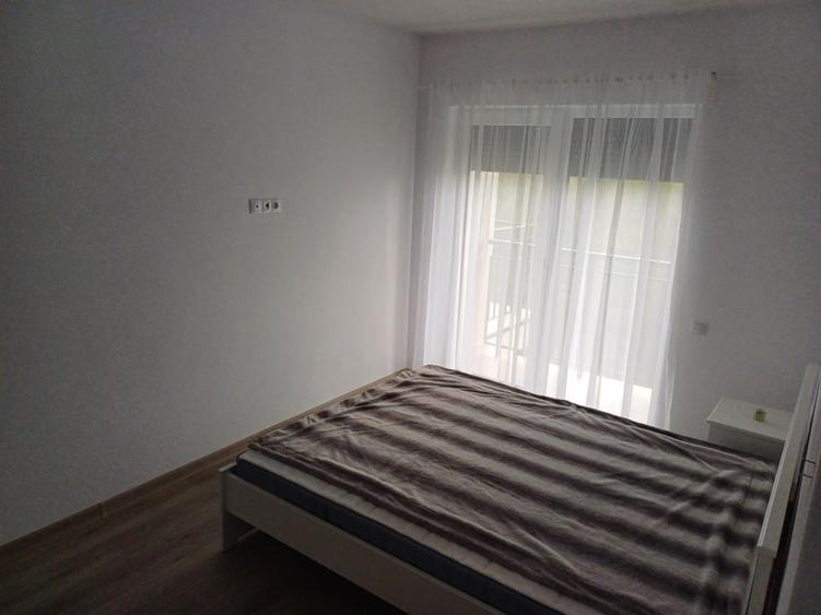 Apartament cu 3 camere, mobilat în Turnișor